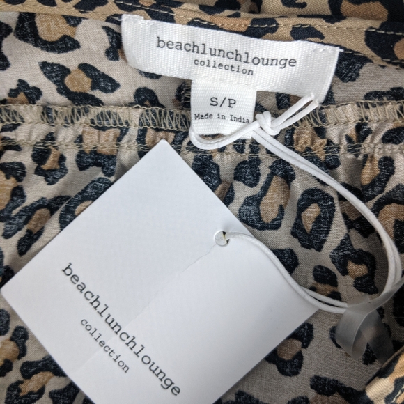 Beachlunchlounge Kada Leopard Print Tie Front Top - Picture 8 of 8